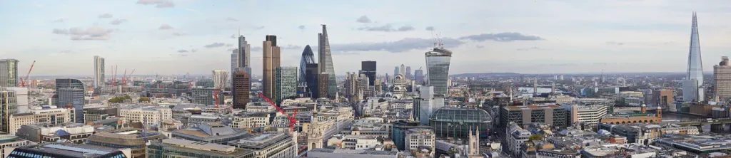 London Landscapes — architecture and landscape photograph in London, UK, frame 28 of 28.